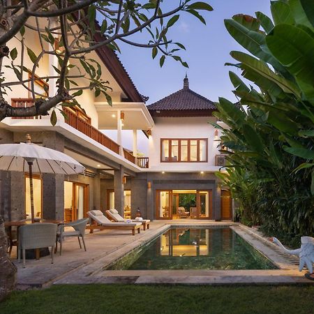 Desa Swan Villas & Spa, Keramas Exterior foto